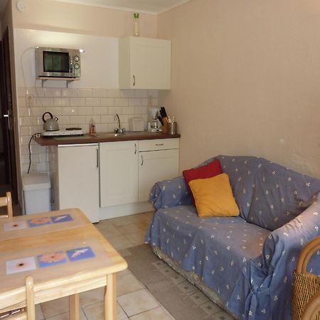 Gorgeous Apartment In Bohon With Garden Furniture And Bbq Barvaux-sur-Ourthe Zewnętrze zdjęcie