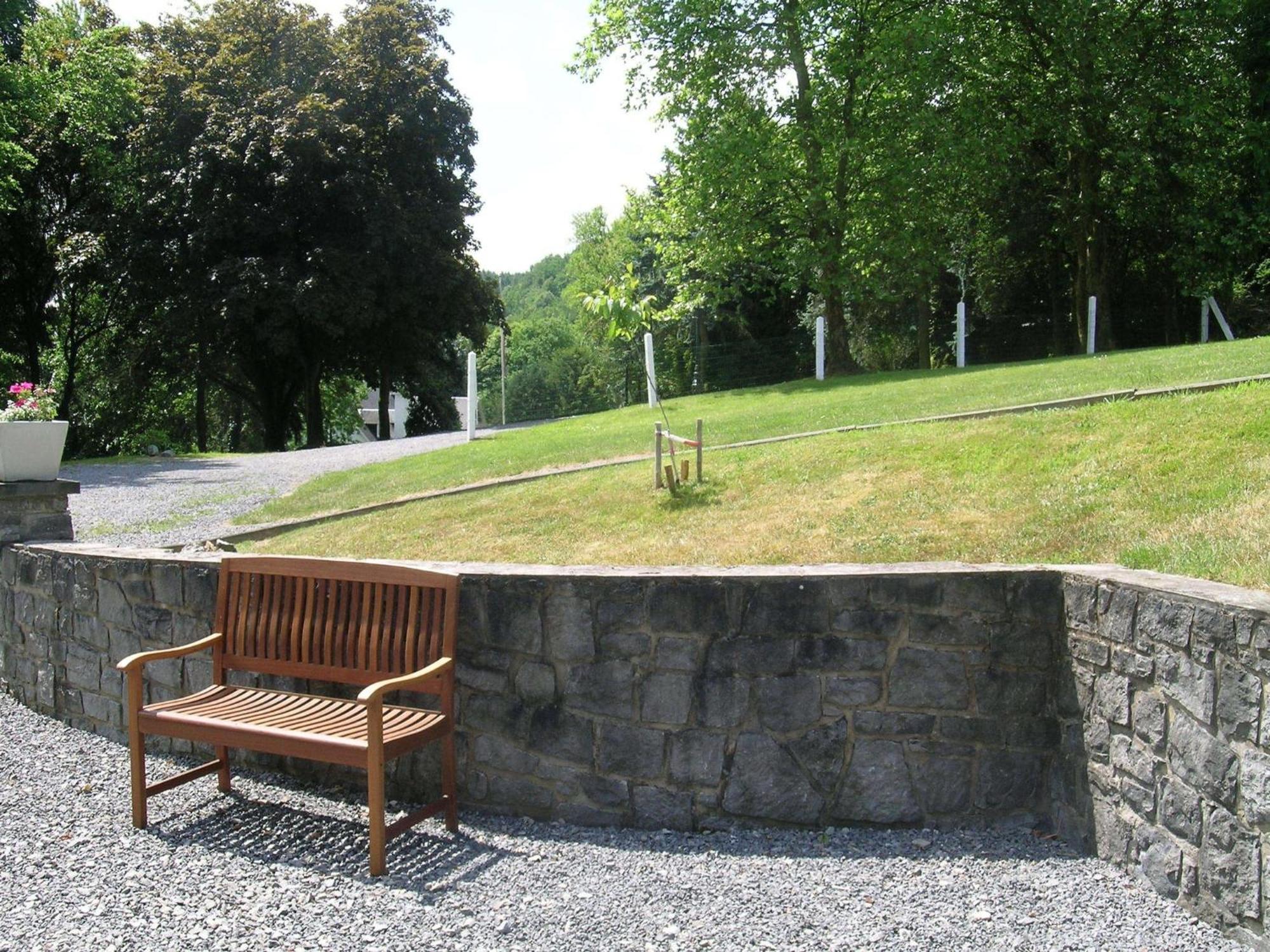 Gorgeous Apartment In Bohon With Garden Furniture And Bbq Barvaux-sur-Ourthe Zewnętrze zdjęcie